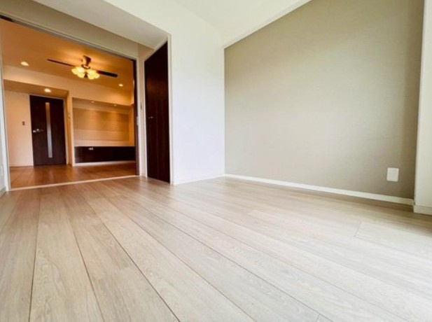 【洋室】 | 池袋第２ヒルハイム | 贅沢といえるほどの豊かな居住性と、プライドを満たすクオリティが見事に調和した住空間。