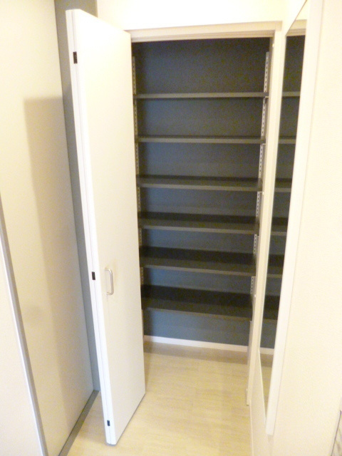 Sakuras　鵜の木の玄関|シューズボックス