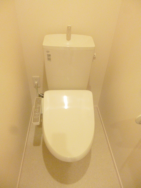 Sakuras　鵜の木のトイレ|温水洗浄便座付トイレ