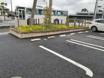 【駐車場】 | グラン・シャリオ