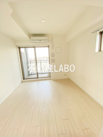 エスリード難波ザ・ゲートの寝室