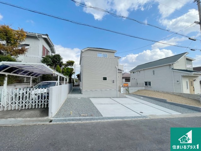 神戸市北区鳴子　第3期　新築一戸建ての外観|お客様に長く安心して住んでいだだける事にこだわった家づくり！住んでからのアフターサービスにもしっかりと取り組んでいます！