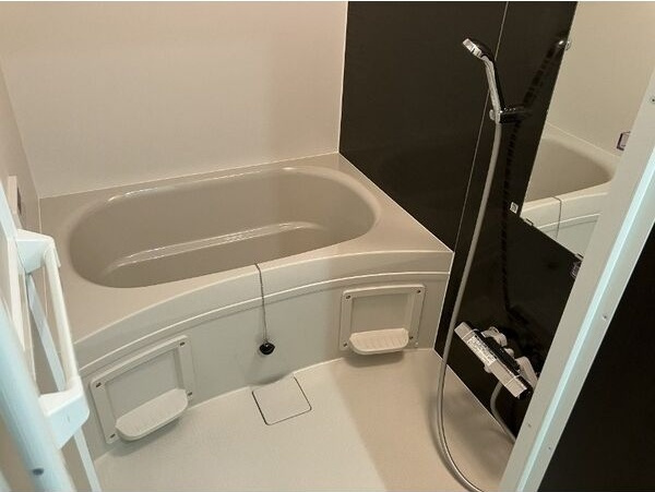 REGALEST First咲(サク)の浴室