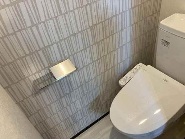 REGALEST First咲(サク)のトイレ