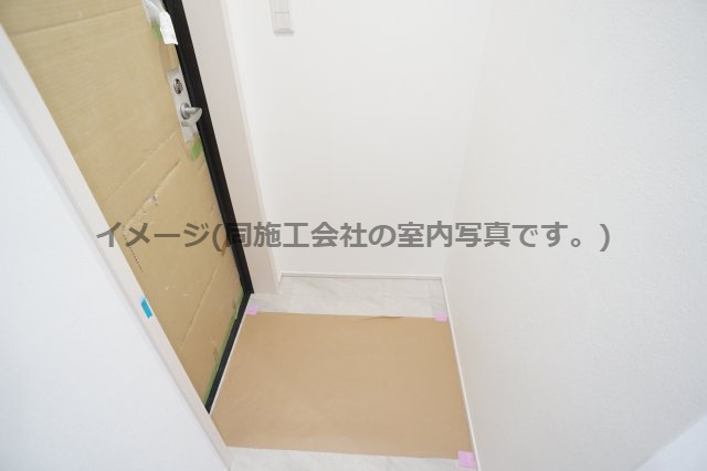 フジパレス宝塚光明町の玄関