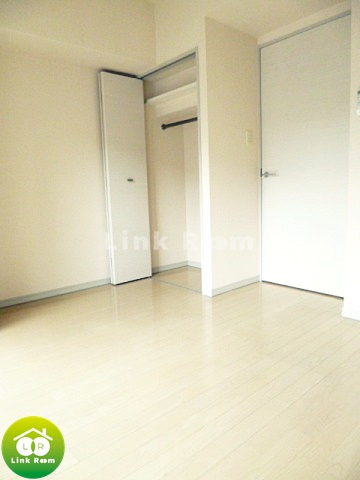 スカイコート菊川の寝室