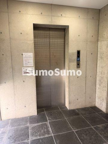 芦屋精道町アネックスのエントランス