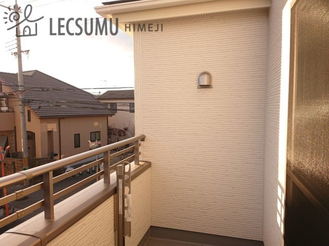 姫路市北平野南の町1期/新築戸建のバルコニー|同社施工例