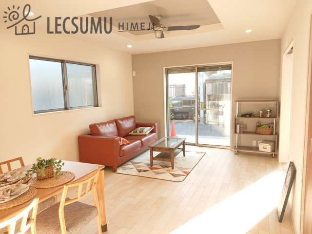 姫路市北平野南の町1期/新築戸建の居間・リビング|同社施工例