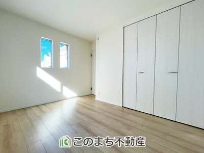 【洋室】 | ハートフルタウン東武江曽島駅1期　A号棟 | 一人ひとりの大切なプライベート空間。ゆとりある広さで、一人の時間をゆったりと過ごせる安らぐお部屋になるはずです。
