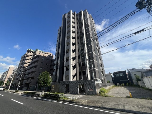 名古屋市昭和区広路通６丁目の中古マンションの外観