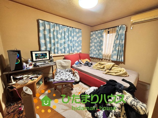 加須市久下6丁目　中古一戸建ての寝室