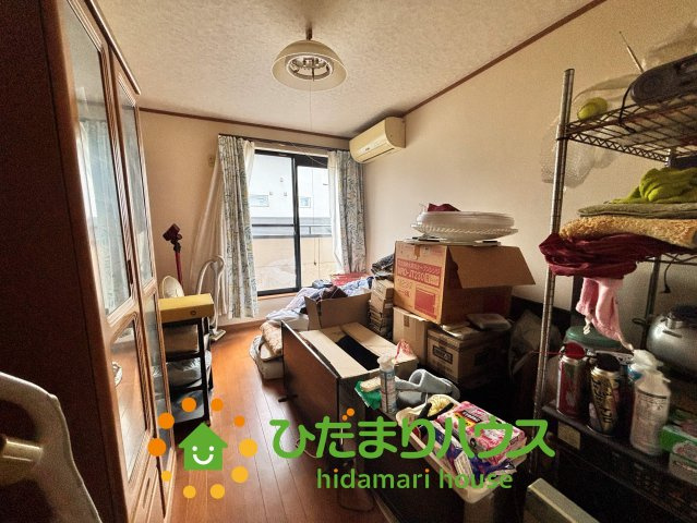 加須市久下6丁目　中古一戸建ての洋室