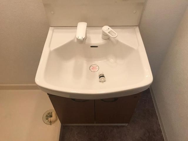 ブリックヒルズⅡの洗面所|洗髪洗面化粧台