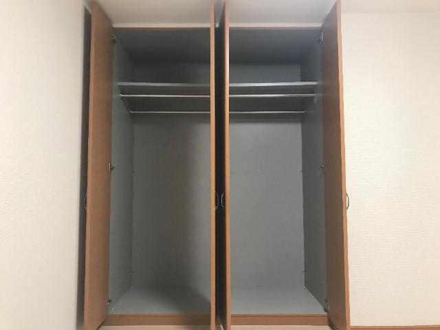 ブリックヒルズⅡの収納|ＬＤＫクローゼット
