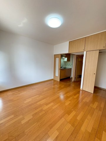 福岡市中央区春吉２丁目の賃貸マンションの居間・リビング