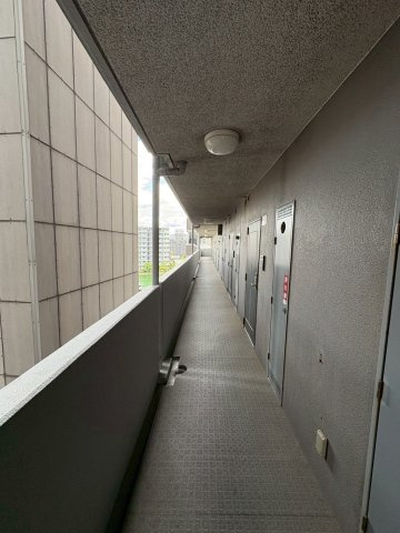 福岡市中央区春吉２丁目の賃貸マンションのロビー