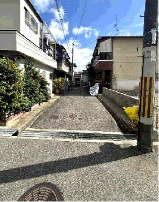 尼崎市塚口町　売土地の前面道路含む現地写真