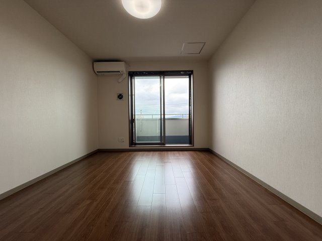 ロイヤルコート岡町の内装