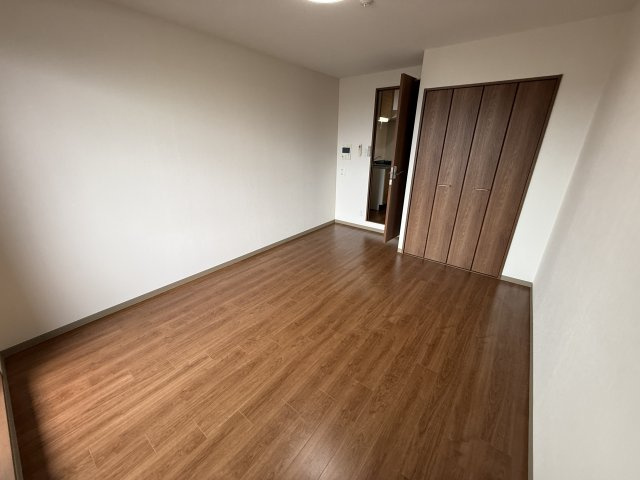 ロイヤルコート岡町の寝室