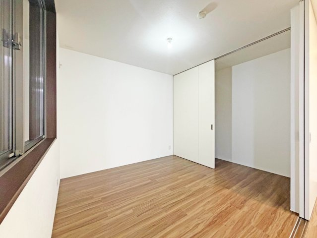 メゾンドケイアネックスの洋室