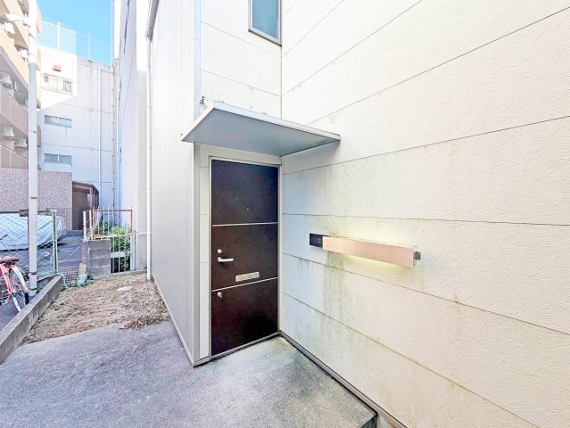 メゾンドケイアネックスのエントランス