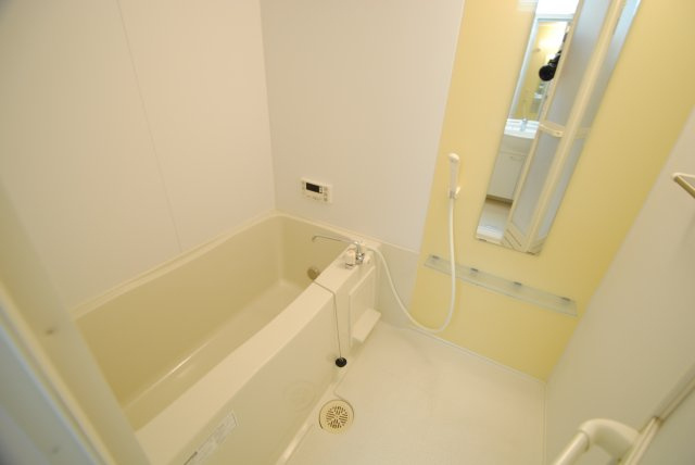 セジュール光の浴室|落ち着いた空間のお風呂です