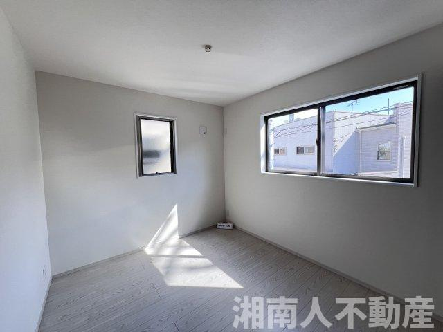 藤沢市善行坂２丁目３８９８－１５５新築戸建ての洋室|スタンダードな洋室です