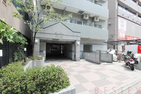 ダイホープラザ千駄木の駐車場