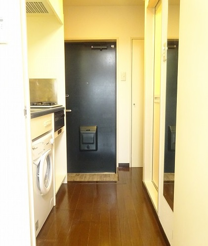 ダイホープラザ千駄木の玄関