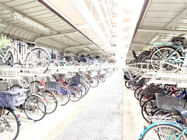 ライオンズガーデンシティ平井の駐輪場