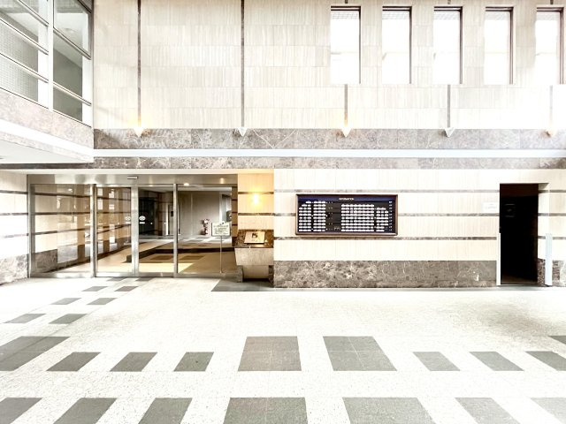 ライオンズガーデンシティ平井のエントランス