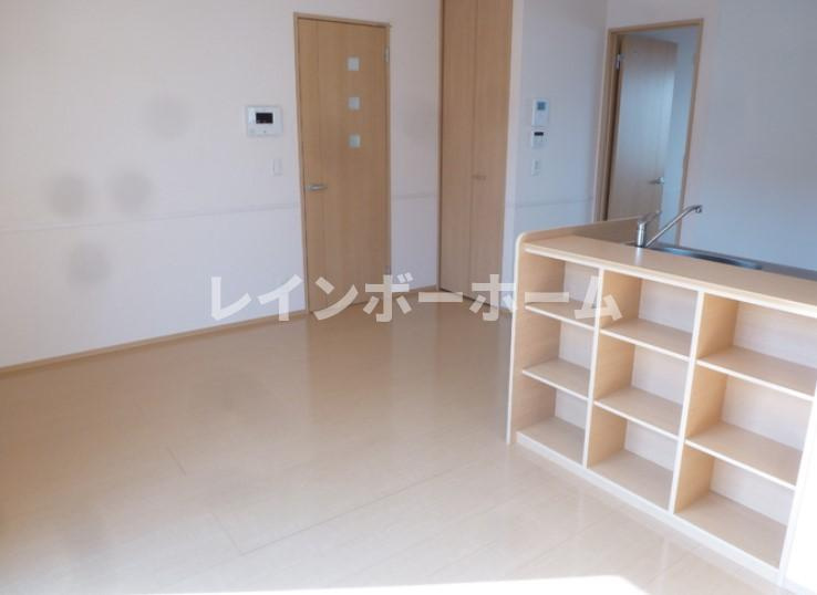 グレイスガーデンの居間・リビング