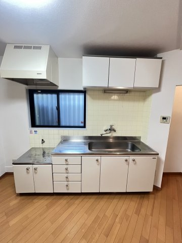 シャトル小茂根のキッチン