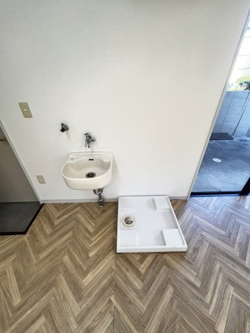 シャトル小茂根の設備