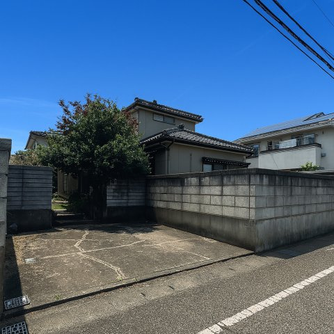 東区粟山4丁目　土地　2区画の外観|前面道路は新潟市道です