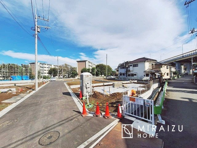 【周辺】 | プライバシー性と開放感を高める住環境。陽当たりの良い開かれたロケーションを活かし、心地よい暮らしをプランニング