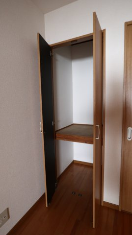 五色山2丁目貸家の周辺