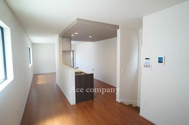 【居間・リビング】 | 東大阪市菱屋西5丁目　【1号棟/全2棟】 | 【LDK：広々19.5帖！】