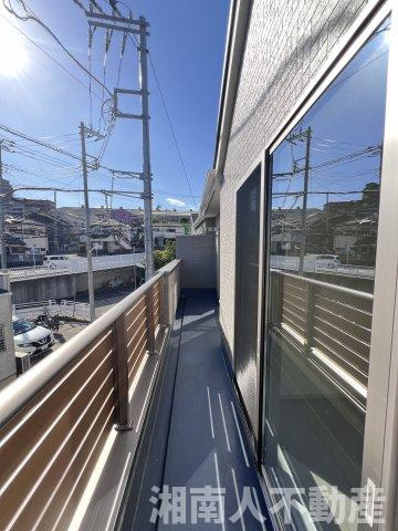 藤沢市善行坂２丁目３８９８－１５５新築戸建てのバルコニー|落ち着いた時間を過ごせるバルコニーです