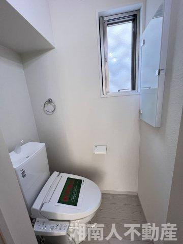 藤沢市善行坂２丁目３８９８－１５５新築戸建てのトイレ|コンパクトで使いやすいトイレです