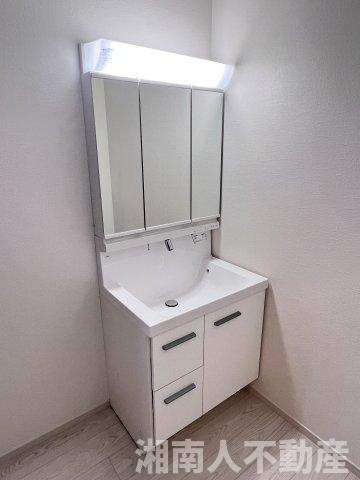 藤沢市善行坂２丁目３８９８－１５５新築戸建ての独立洗面台|朝の身支度には欠かせない独立洗面化粧台