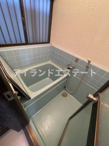 富田コーポ　最上階　角部屋　陽当たり良好の浴室