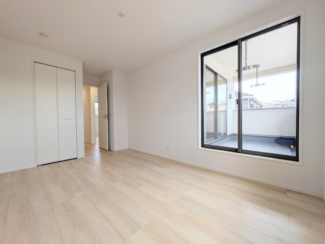 明石市大久保町谷八木新築戸建２号棟の洋室