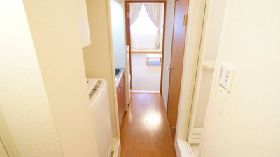 【展望】 | レオパレスエスト | スッキリとした廊下♪