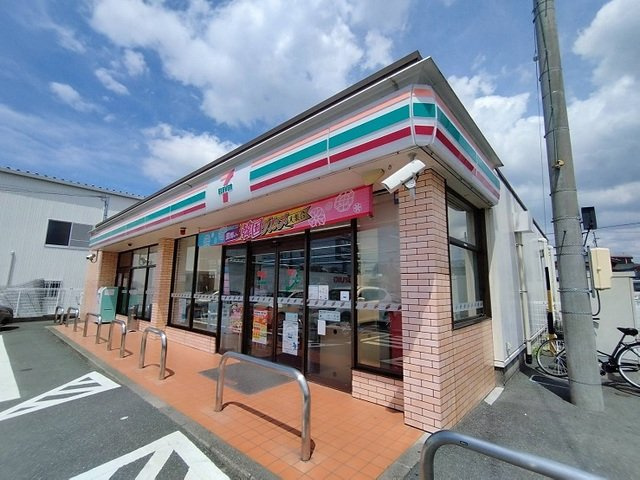 クラリスＢの周辺|セブンイレブンまで550m