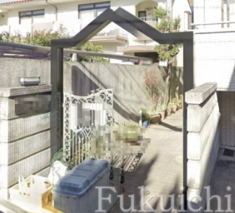 ドエル早崎のエントランス