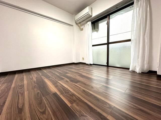 ドエル早崎の居間・リビング