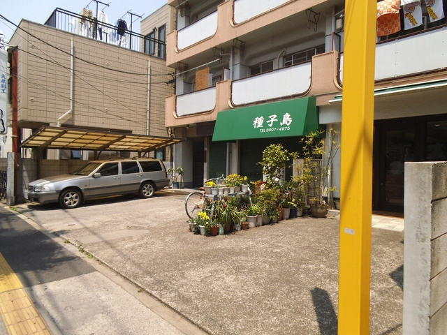 ハイネス大平のエントランス|入り口付近は広々としています！