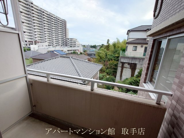 エクラットのバルコニー